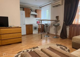 Продам 1-комнатную квартиру, 32 м2, Ростов-на-Дону, Ворошиловский район, улица Новаторов, 8