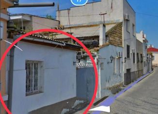 Однокомнатная квартира на продажу, 30 м2, Евпатория, Красноармейская улица, 17