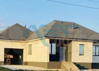 Продам дом, 100 м2, поселок Комсомольский, Центральная улица