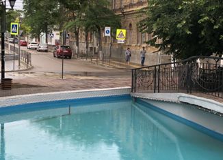 Двухкомнатная квартира на продажу, 29 м2, Евпатория, улица имени Бартенева, 8