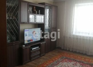 Продается 2-комнатная квартира, 52.9 м2, поселок городского типа Емельяново, улица 2-х Борцов, 37