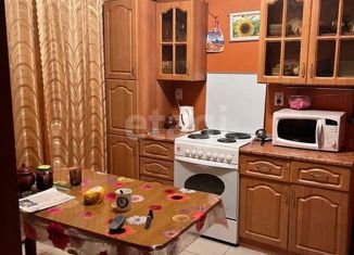 Продается трехкомнатная квартира, 66 м2, Самара, Демократическая улица, 43, метро Кировская