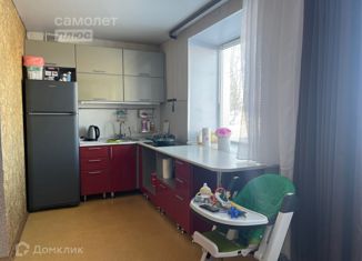 Сдача в аренду двухкомнатной квартиры, 47.8 м2, Ялуторовск, улица Чехова