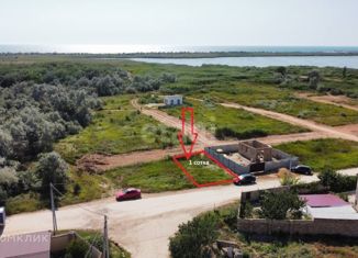 Продаю земельный участок, 1 сот., поселок городского типа Новофёдоровка, Черноморская улица