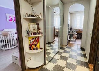 2-ком. квартира на продажу, 60 м2, Москва, Боровское шоссе, 30, метро Новопеределкино