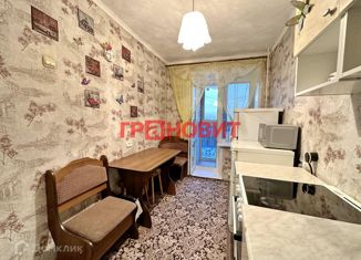 Продается однокомнатная квартира, 30.2 м2, Новосибирск, улица Сибиряков-Гвардейцев, 80