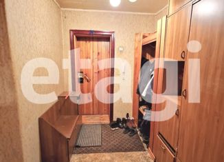 Продается 4-комнатная квартира, 99.9 м2, Луга, проспект Володарского, 52к3