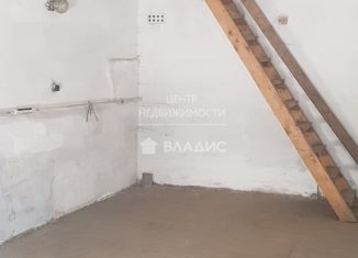 Продам гараж, 28 м2, Арсеньев, Комсомольская площадь