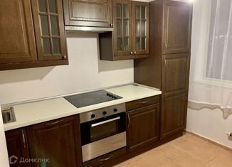 Сдача в аренду 2-ком. квартиры, 52 м2, Москва, улица Перерва, 49, метро Братиславская