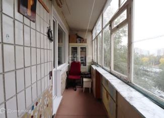 Продаю однокомнатную квартиру, 39.5 м2, Ульяновск, Камышинская улица, 27, Засвияжский район
