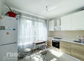 Сдается 1-комнатная квартира, 35 м2, Москва, улица Александры Монаховой, 88к1