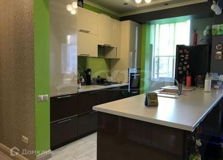 Продается 4-ком. квартира, 90 м2, посёлок городского типа Дагомыс, улица Гайдара, 5А