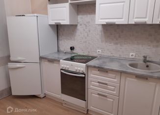 Сдам в аренду 1-ком. квартиру, 37 м2, Татарстан, улица Рауиса Гареева, 102к1