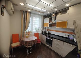 Продажа двухкомнатной квартиры, 52 м2, Москва, улица Академика Глушко, 14к1, улица Академика Глушко