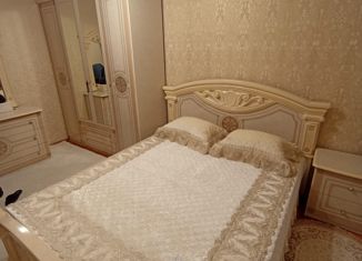 Продаю четырехкомнатную квартиру, 100 м2, Нальчик, Профсоюзная улица, 222В, район Дубки