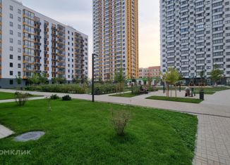 Продажа 3-комнатной квартиры, 83.6 м2, Новороссийск, улица Мурата Ахеджака, 16к1, ЖК Черноморский