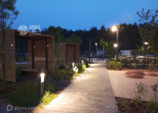 Продам 3-ком. квартиру, 80 м2, Москва, станция Павшино, квартал № 100, 1к2