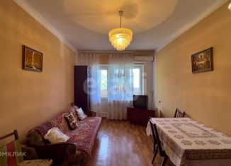 Продается четырехкомнатная квартира, 79.4 м2, Алупка, Севастопольское шоссе, 75Б