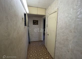Продам 2-комнатную квартиру, 45 м2, Ярославль, улица Нефтяников, 28, район Нефтестрой