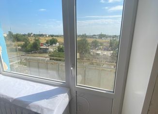 Продам 1-комнатную квартиру, 30 м2, Волгоград, Волгоградская улица, 1, Советский район