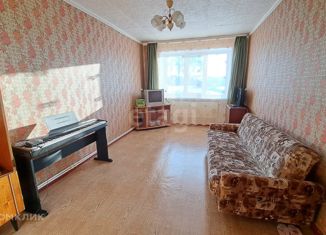 Продажа 3-комнатной квартиры, 58.1 м2, село Большой Куганак, улица Ленина, 21