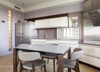 Продается трехкомнатная квартира, 115 м2, Москва, улица Крылатские Холмы, 33к3, метро Крылатское