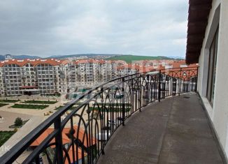 Продам двухкомнатную квартиру, 64.4 м2, Геленджик, Крымская улица, 22к17