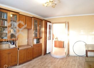 Продается 3-ком. квартира, 60 м2, посёлок городского типа Мирный, улица Сырникова, 21