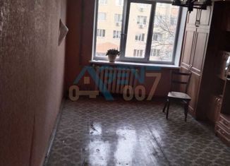 Продаю двухкомнатную квартиру, 43.2 м2, поселок городского типа Разумное, улица 78-й Гвардейской Дивизии, 8