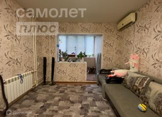 Продаю двухкомнатную квартиру, 59.4 м2, Астрахань, улица Бабаевского, 33к2