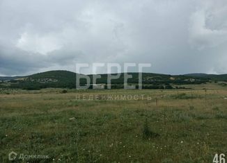 Продаю земельный участок, 10 сот., село Новобобровка, улица Баденкиной, 64