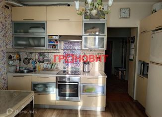 Продам двухкомнатную квартиру, 61 м2, Новосибирск, улица Гоголя, 42, метро Маршала Покрышкина