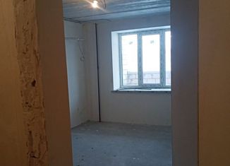 Продается двухкомнатная квартира, 39 м2, Саратов, улица имени С.П. Лисина, 10, жилой район Солнечный-2