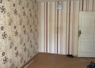 Продам комнату, 14 м2, Курган, улица Дзержинского, 12, жилой район Северный