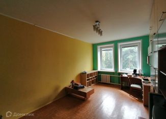 Продам 2-ком. квартиру, 57 м2, Новосибирск, улица Правды, 3, Советский район