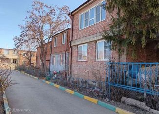 Продажа трехкомнатной квартиры, 62.2 м2, Астраханская область, улица Строителей, 2