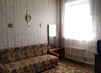 Сдаю двухкомнатную квартиру, 58 м2, Севастополь, улица Героев Севастополя, 44