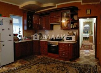 Продажа дома, 237 м2, посёлок городского типа Октябрьский, улица Шевченко, 30