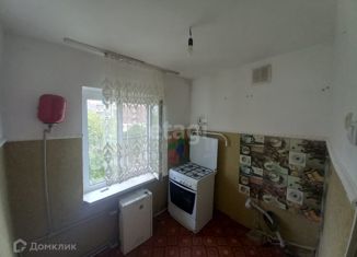 Продаю трехкомнатную квартиру, 56 м2, Карабулак, улица Суламбека Осканова