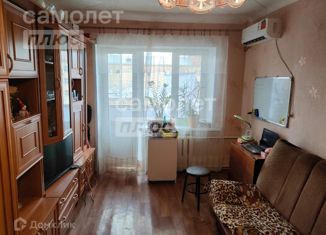 Продается 2-комнатная квартира, 43 м2, Астрахань, улица Академика Королева, 39