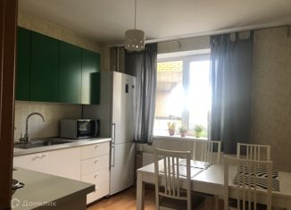 Сдаю трехкомнатную квартиру, 81 м2, посёлок Парголово, улица Фёдора Абрамова, 23к1