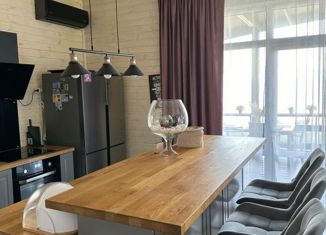 Продаю дом, 109.3 м2, поселок Угловой, улица Низамутдиновых, 2