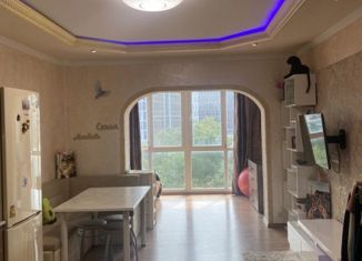 Продажа 1-ком. квартиры, 34 м2, посёлок городского типа Дагомыс, улица Гайдара, 2/1