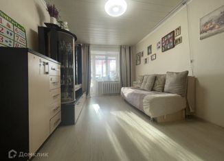 Продаю трехкомнатную квартиру, 62.1 м2, Отрадное, улица Дружбы, 16