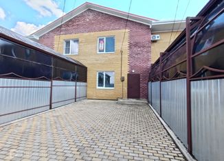 Продаю таунхаус, 109 м2, Михайловск, улица Сергея Есенина