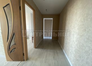 Продажа 3-ком. квартиры, 59 м2, Смоленск, улица Николаева, 34В