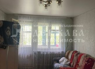 Продается 2-комнатная квартира, 45.3 м2, Кемерово, улица Ворошилова, 1А