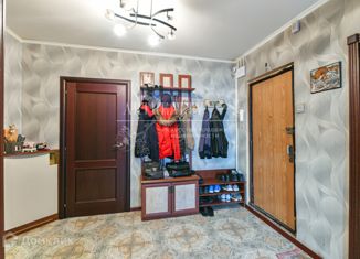 Продаю 4-комнатную квартиру, 90 м2, Москва, Дубнинская улица, 3, станция Лихоборы