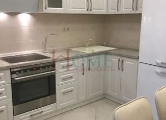 Сдаю в аренду 1-ком. квартиру, 36.7 м2, Новосибирск, улица Кирова, 32, улица Кирова