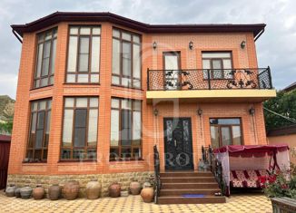 Продам дом, 182 м2, поселок городского типа Манас, улица Батырая